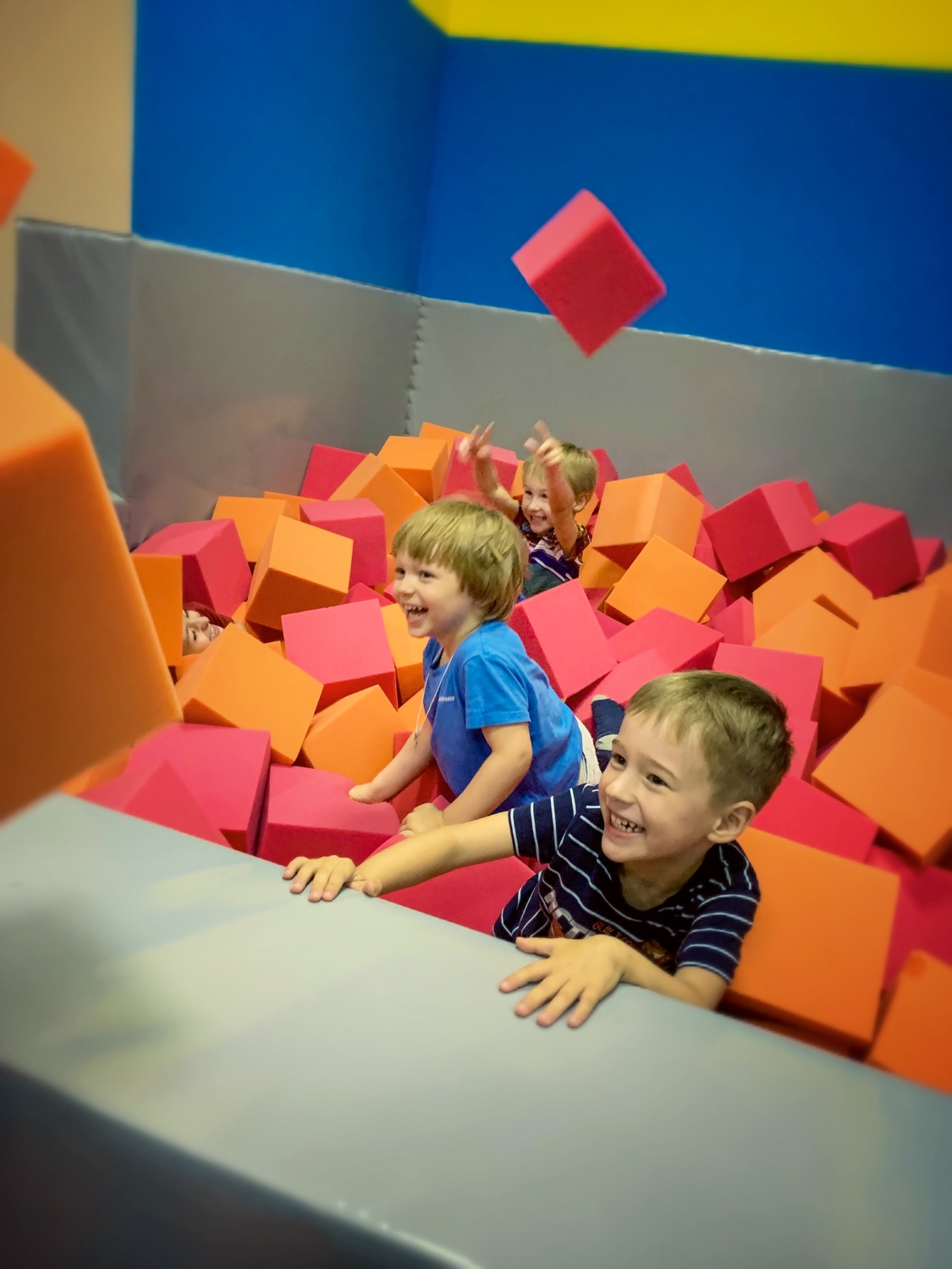 группа ДЕТЕЙ 8 - 10 лет